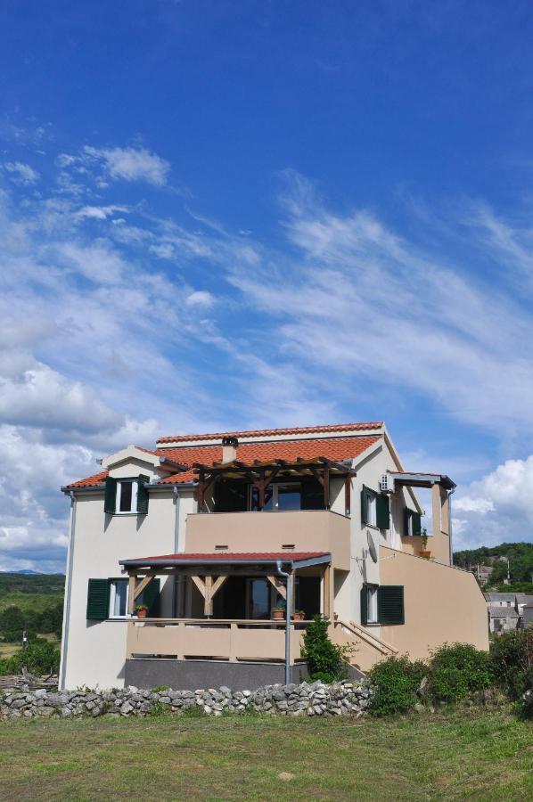 Apartmani Carnizza Ražanac Exterior foto